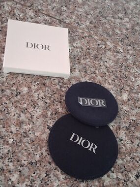 Dior GWP Compact MIRROR & Case Set in Black.